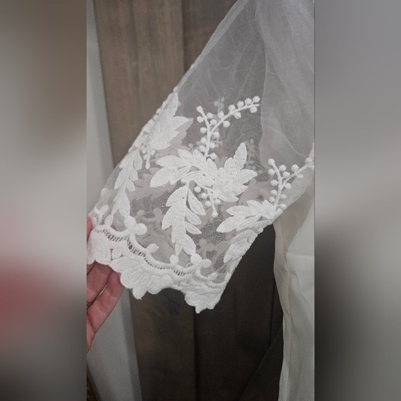 LULU'S Dance a Little Lace White Embroidered Short Sleeve Shift Dress. M NWT - Picture 8 of 16